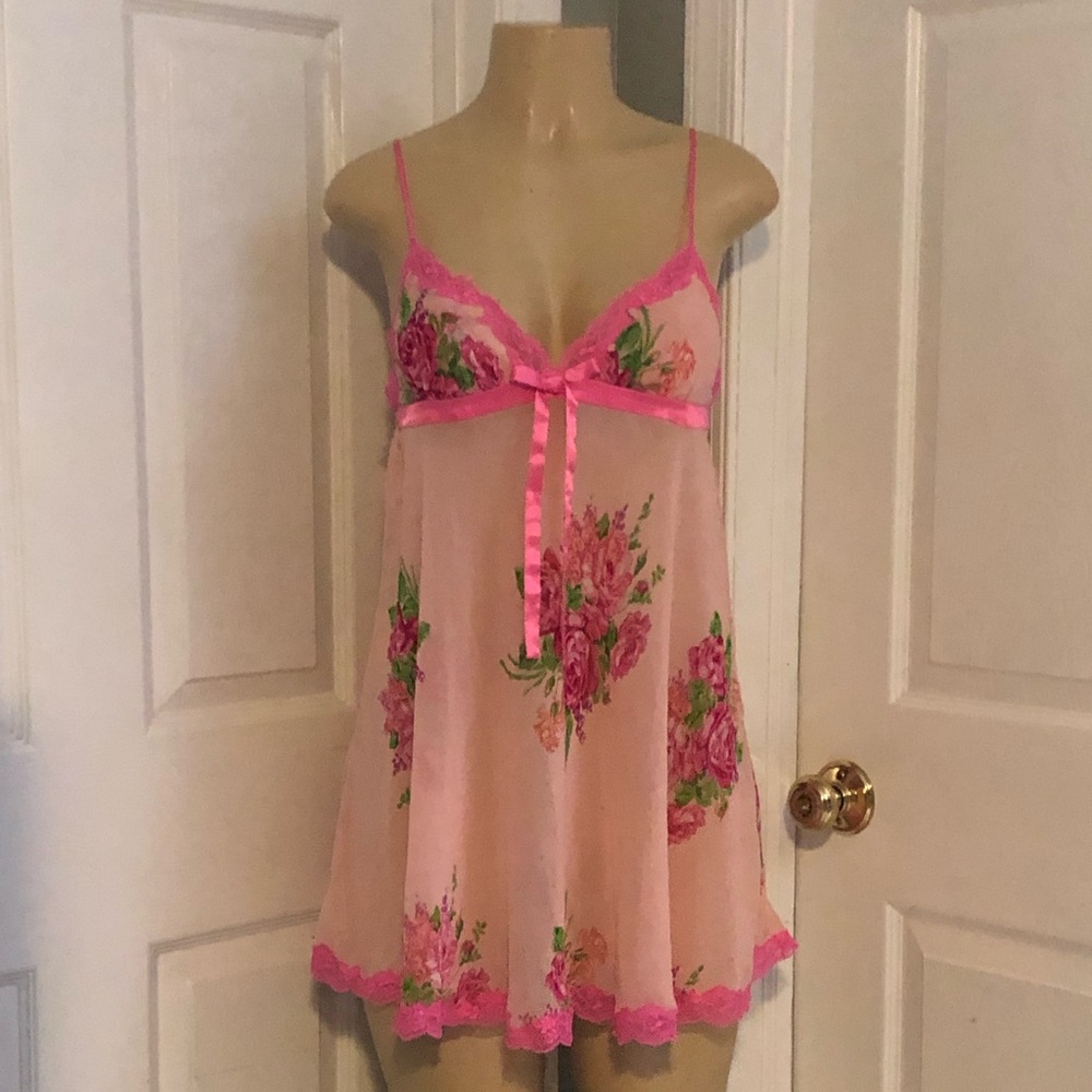 Betsey johnson pink floral intimates nighty